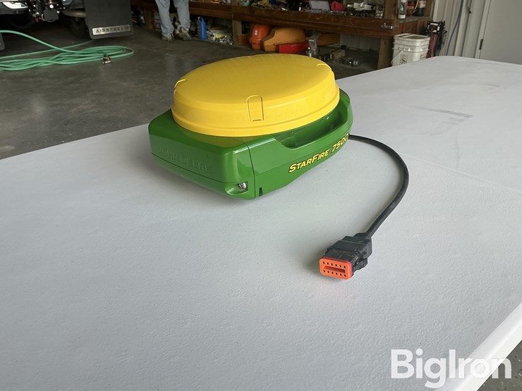 2024-john-deere-7500-image-5