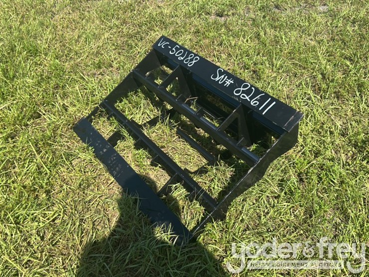 unused-sdlanch-land-levler-to-suit-mini-skidsteer-image-2