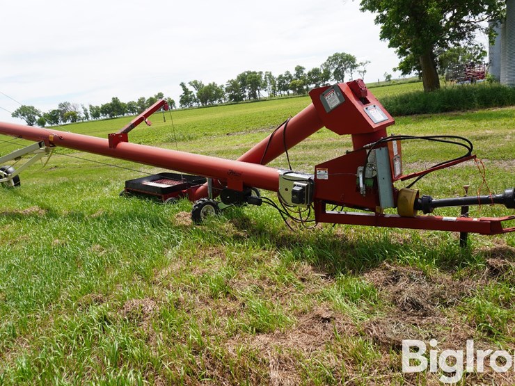 buhler-farm-king-1072-image-4