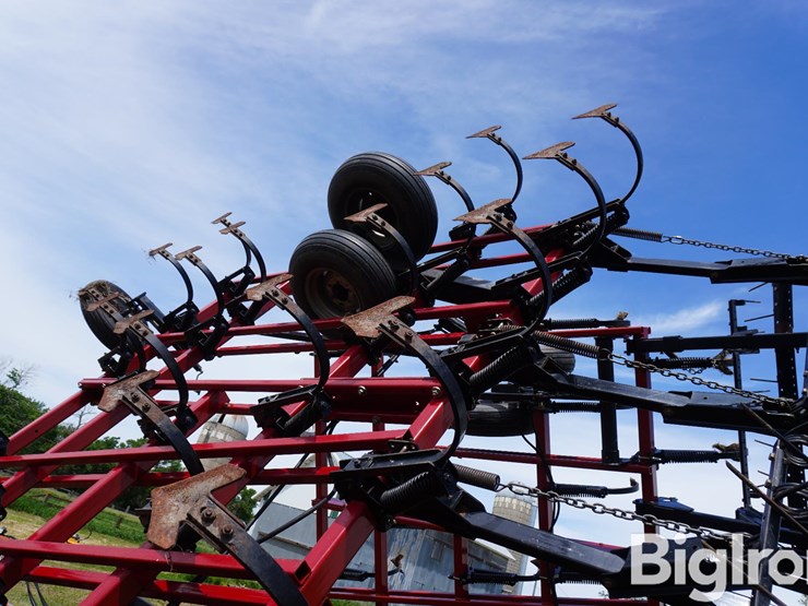 case-ih-200-image-18