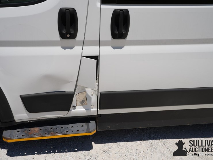 2021-ram-promaster-1500-image-18