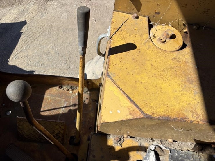 caterpillar-14e-image-52