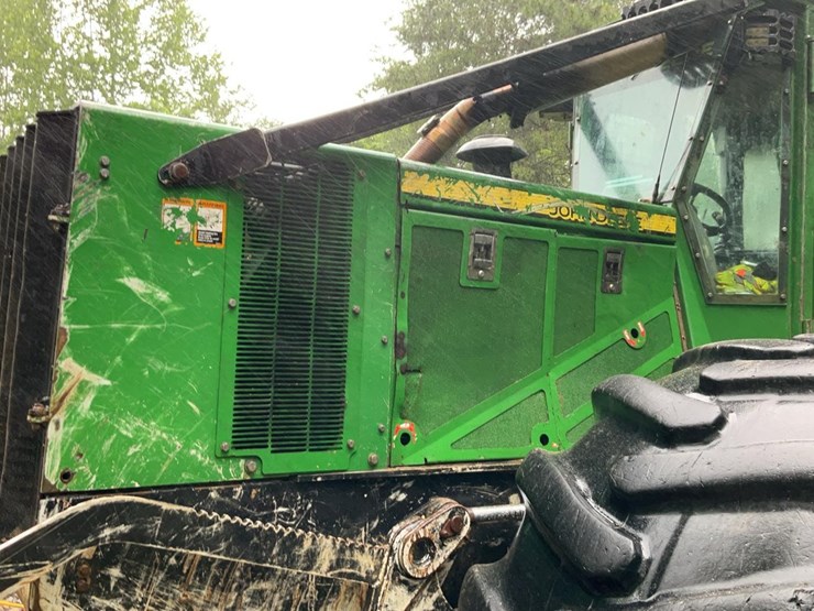 2015-deere-848h-image-5