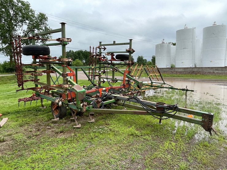 #4915-•-glencoe-field-cultivator-with-3-bar-harrow-image-3