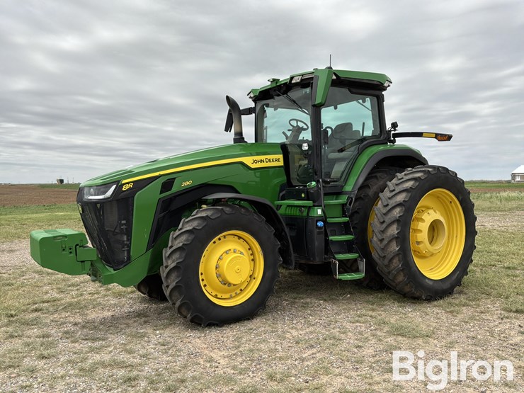 2023-john-deere-8r-280-image-1