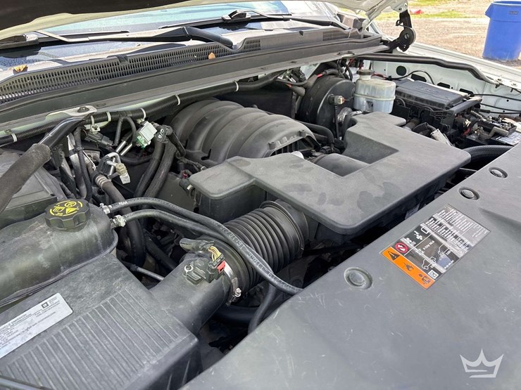 2019-chevrolet-tahoe-image-14