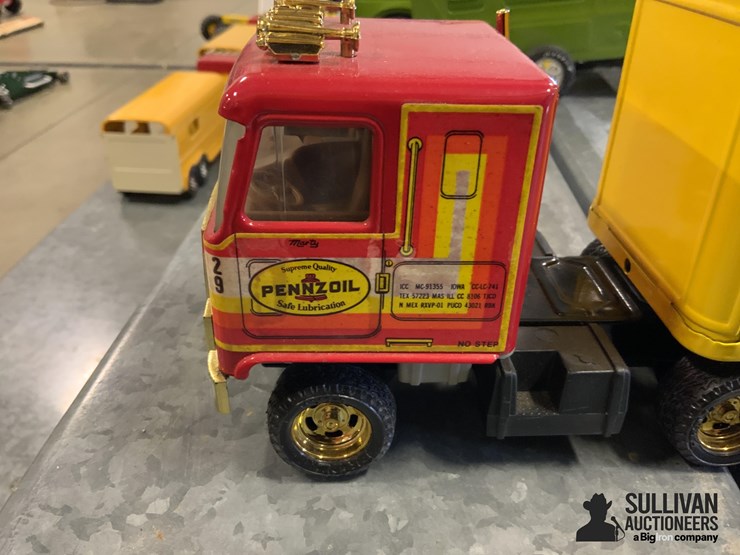 ertl-pennzoil-toy-truck-and-trailer-image-9
