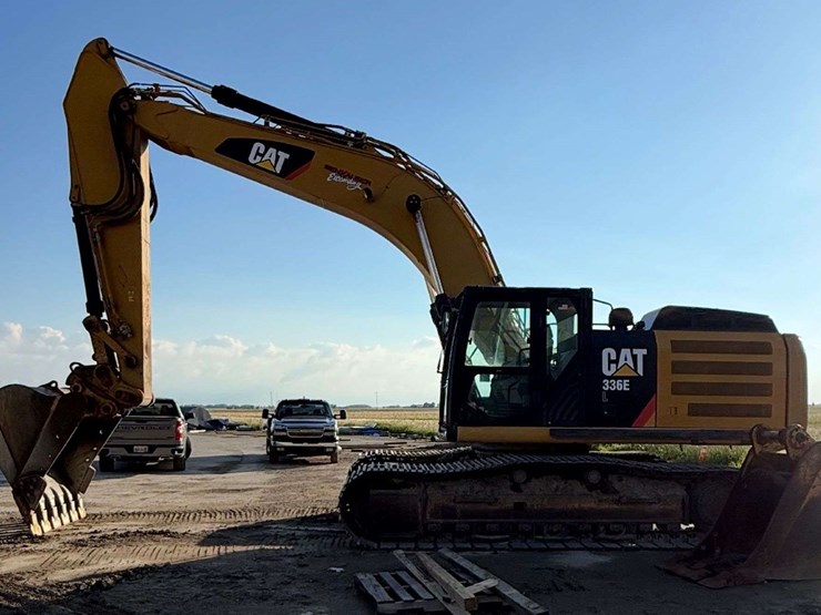 2014-caterpillar-336e-image-9