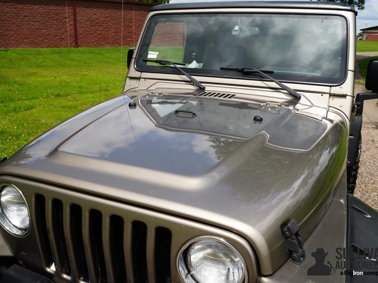 2003-jeep-wrangler-image-12