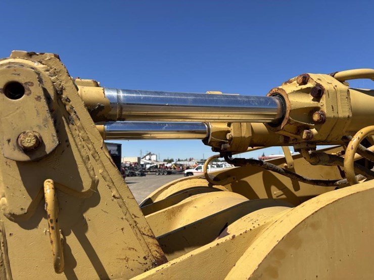 caterpillar-973-lgp-image-15