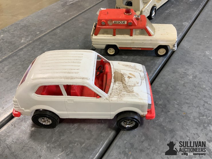 tonka-&-strombecker-toy-cars-image-4
