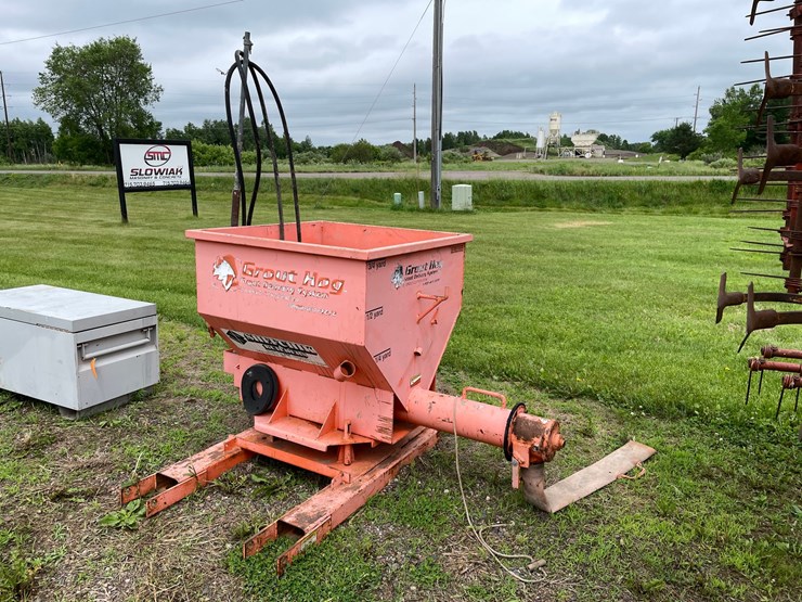 #4909-•-grout-hog-hydraulic-driven-grout-delivery-system-image-1