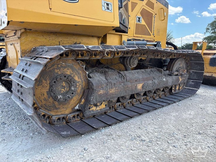 2018-deere-650k-image-42