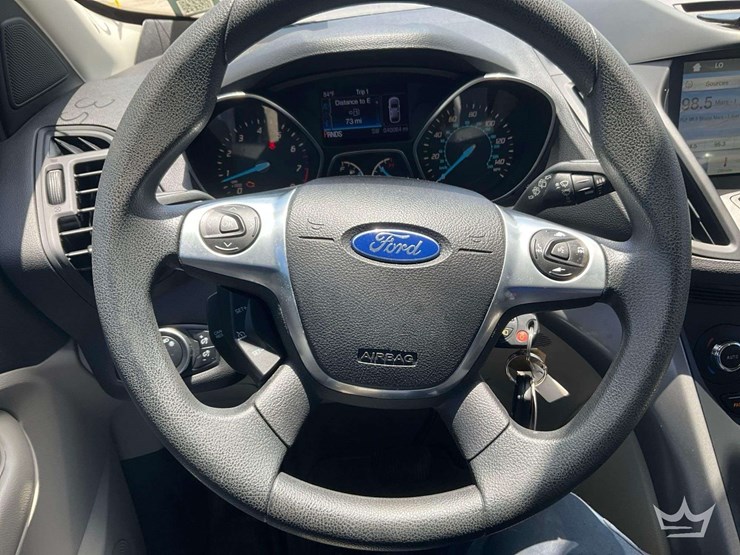 2016-ford-escape-image-14