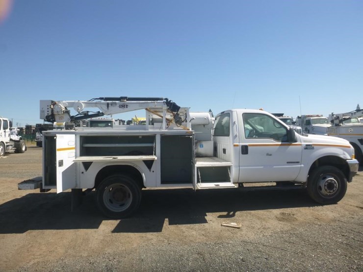 2002-ford-f550-image-8