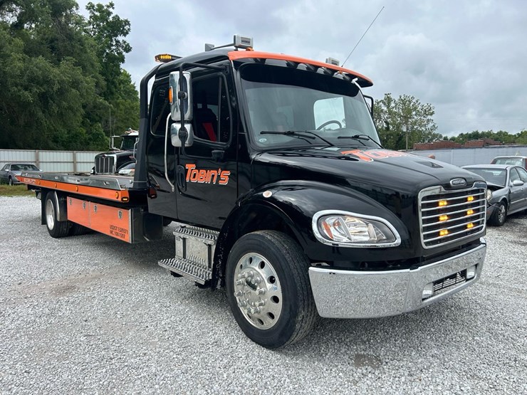 #149-•-2024-freightliner-m2-rollback-image-8