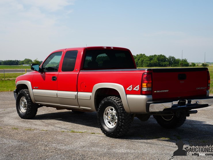 2000-chevrolet-silverado-2500-image-7