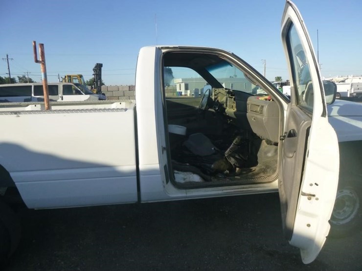 1996-dodge-ram-2500-image-13