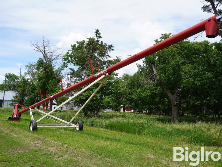 buhler-farm-king-1072-image-9