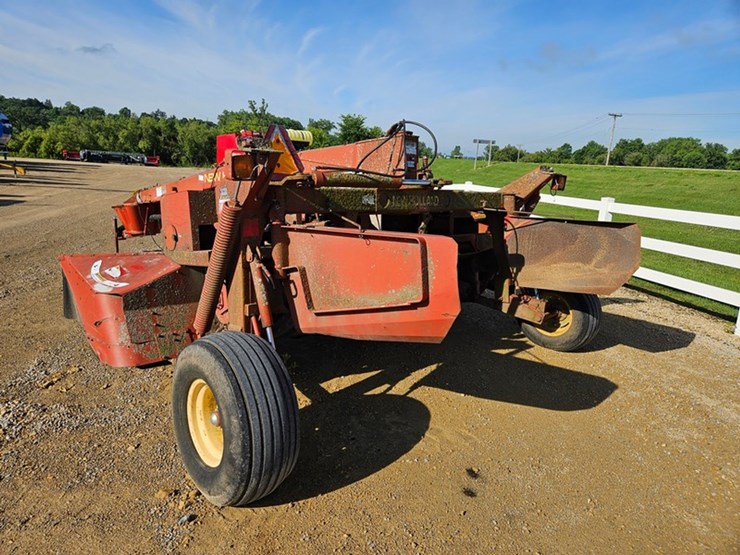 new-holland-1431-image-3