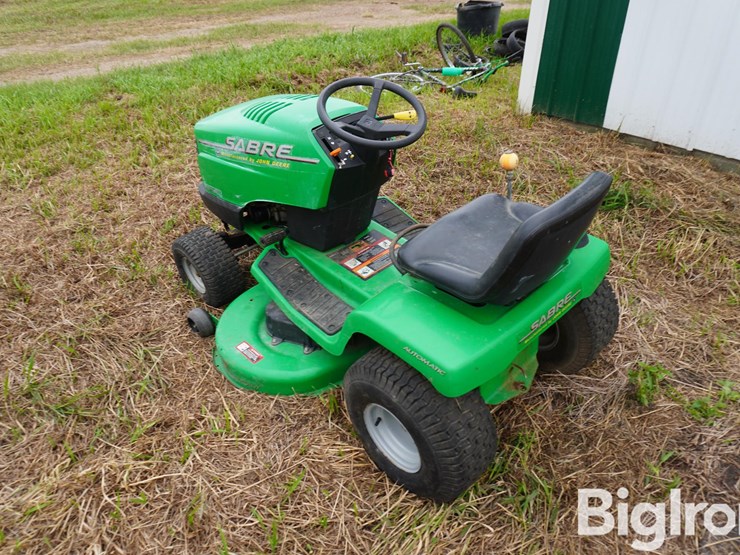 sabre-1742-lawn-mower-image-7