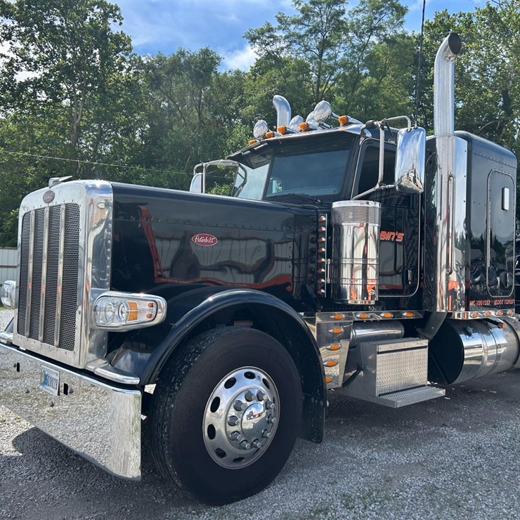 2024 PETERBILT 389