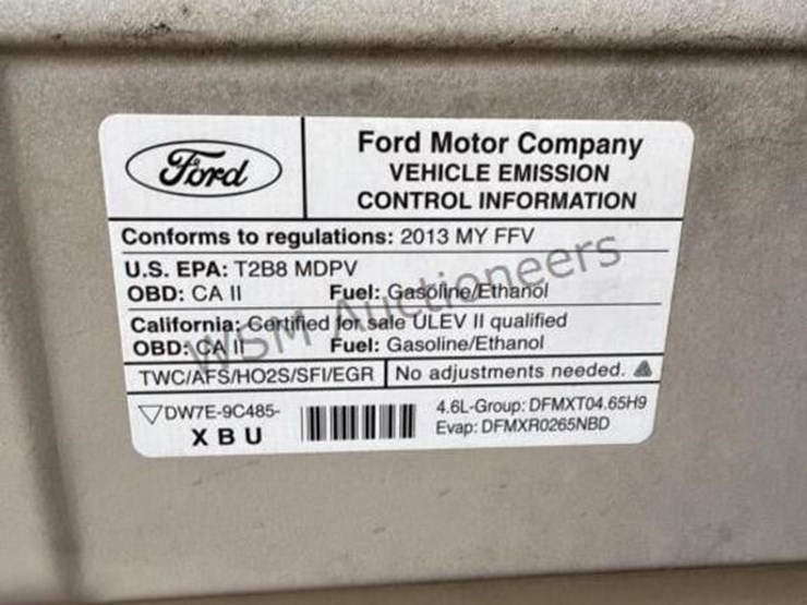 2013-ford-cargo-image-19