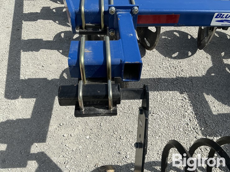 2015-blu-jet-trench-master-tile-line-filler-image-16