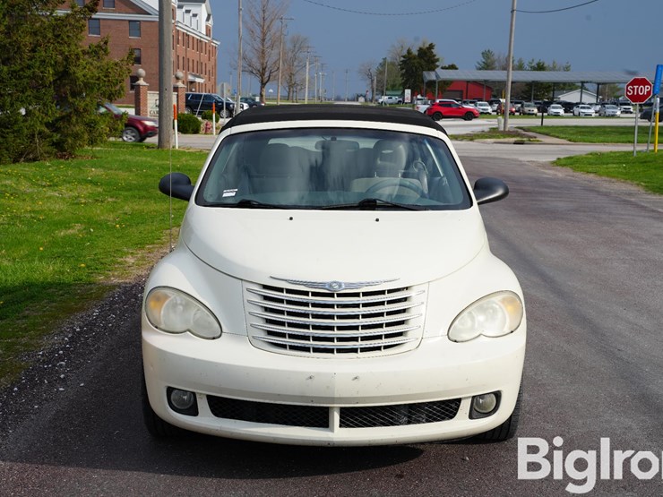 2006-chrysler-pt-cruiser-image-3