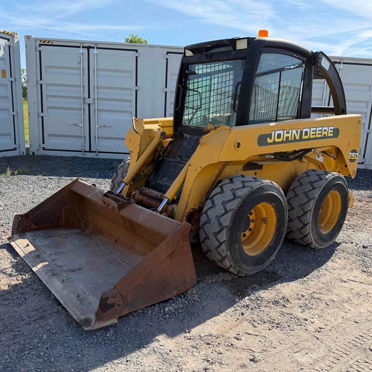 JOHN DEERE 250