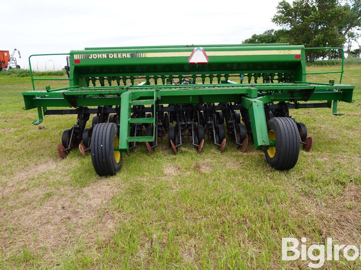 john-deere-750-image-6