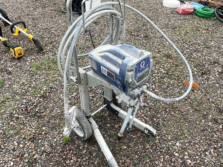 #4937-•-graco-magnum-airless-paint-sprayer-image-2