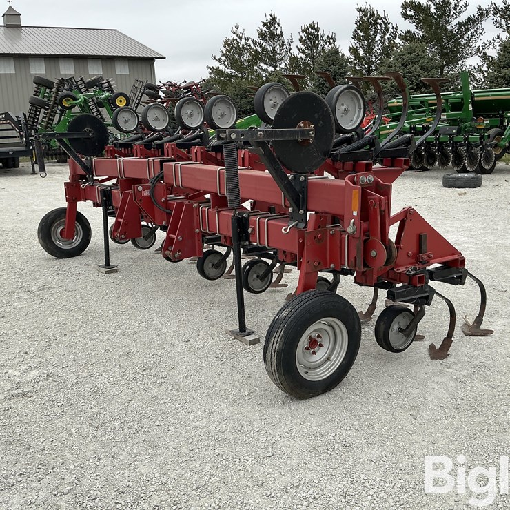 CASE IH 183