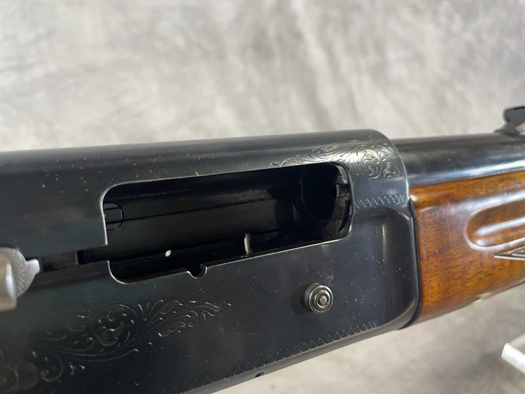 #4125-•-browning-auto-5,-12-ga.-semi-auto-shotgun,-sn:-69g-99572,-(neenah,-wi)-image-16