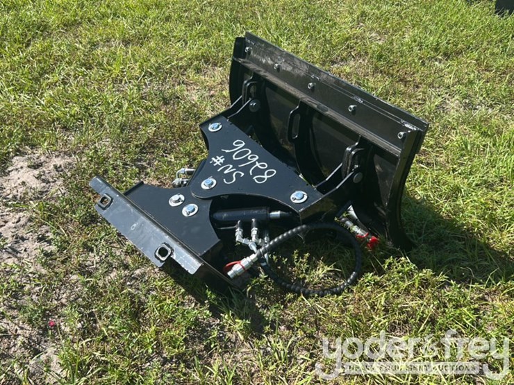 unused-sdlanch-snow-blade-to-suit-skidsteer-image-4