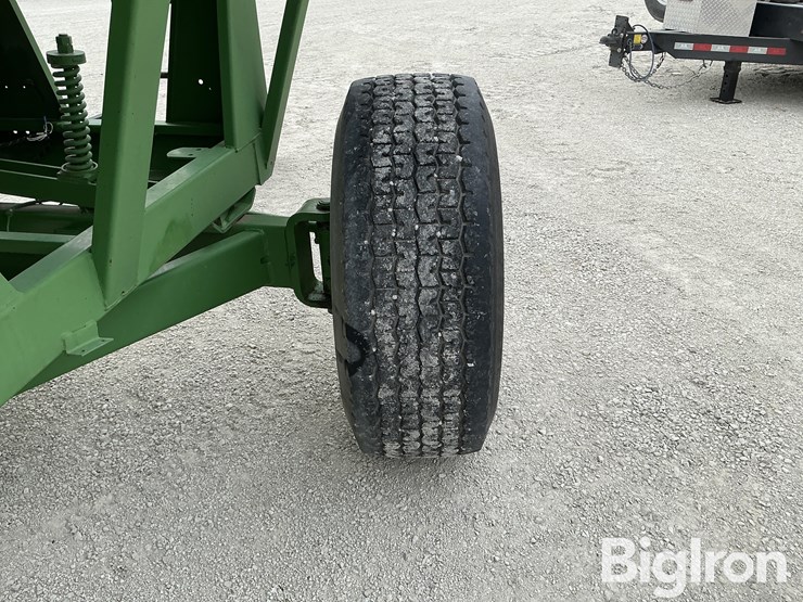 unverferth-brent-gt440-grain-wagon-image-17