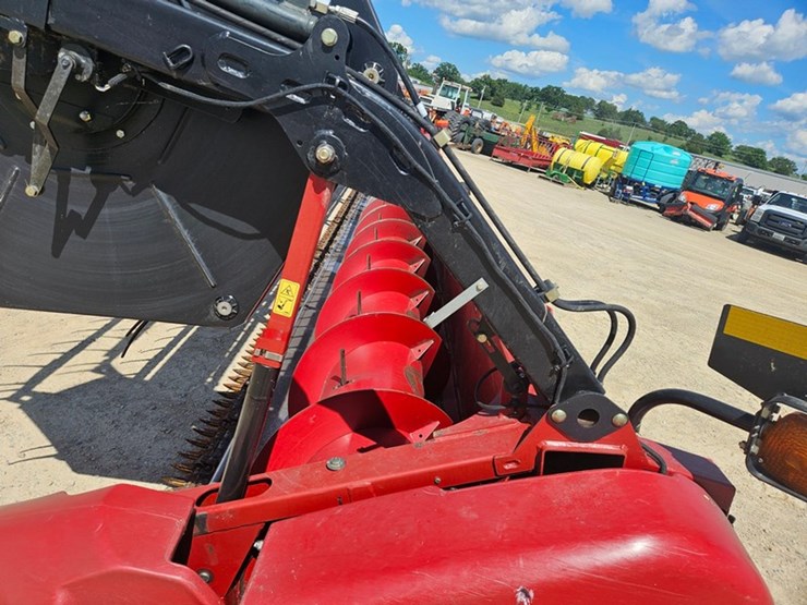 case-ih-3020-image-14