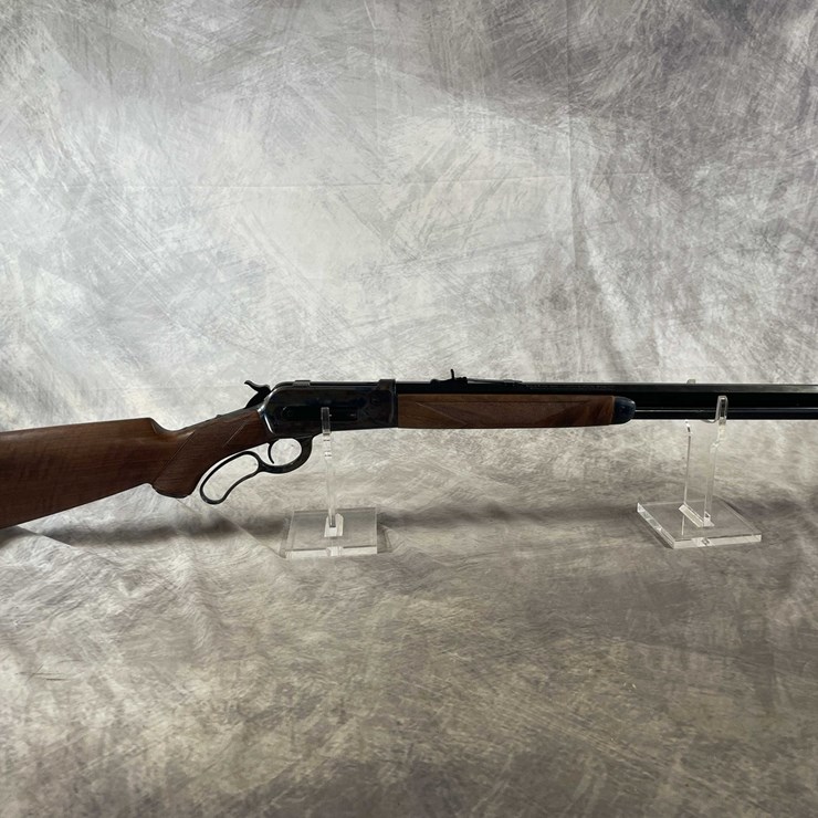 #1283 • Winchester Model 1886, 45-70 GOVT Lever Action Rifle, SN: 00062YW86C, (Neenah, WI)