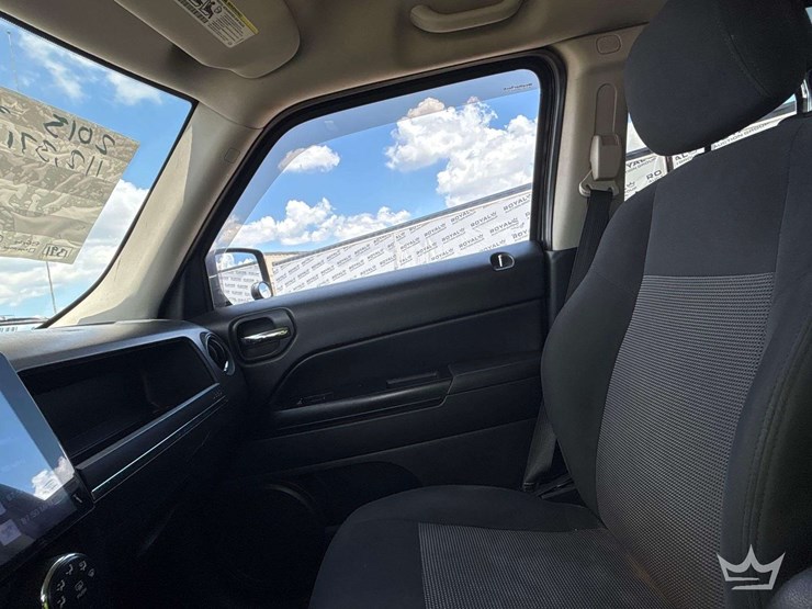 2015-jeep-patriot-image-16
