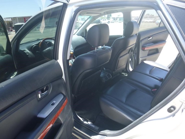 2006-lexus-rx330-image-7