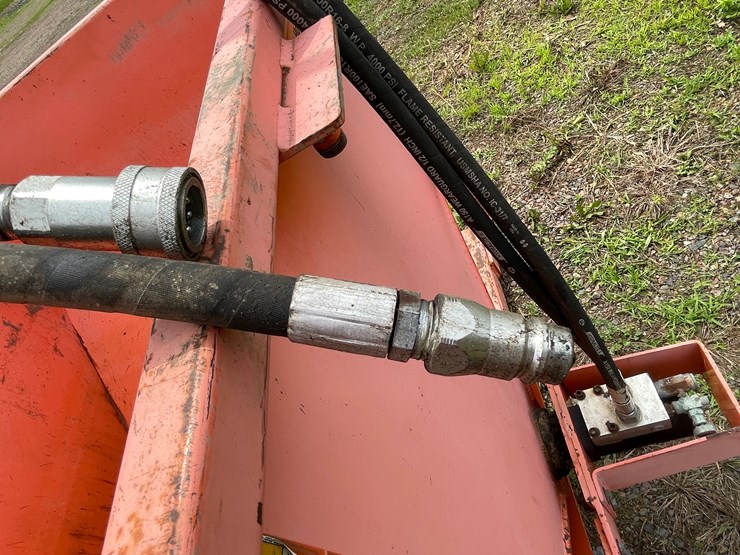 #4909-•-grout-hog-hydraulic-driven-grout-delivery-system-image-10