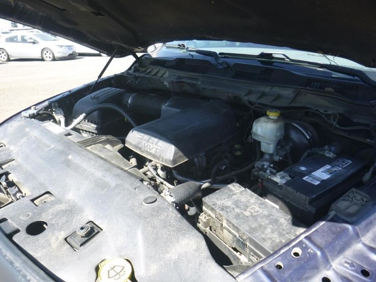 2016-dodge-1500-image-10