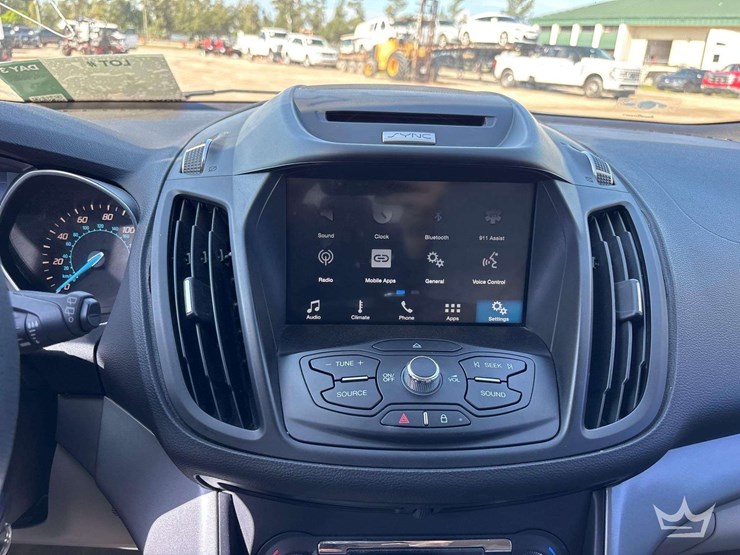 2016-ford-escape-image-15