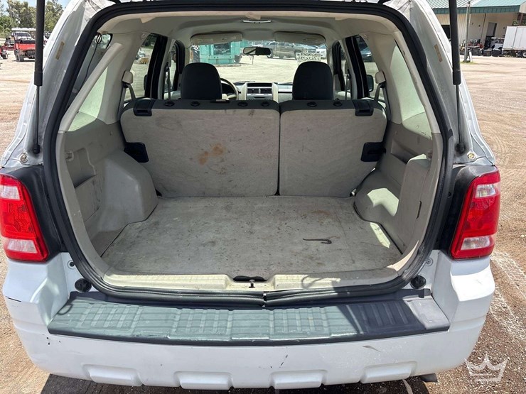 2009-ford-escape-image-23