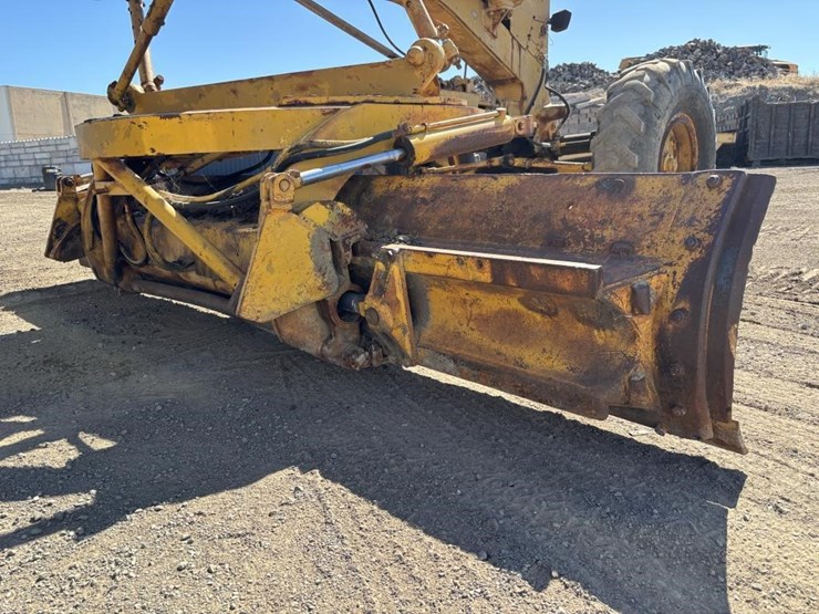 caterpillar-14e-image-25