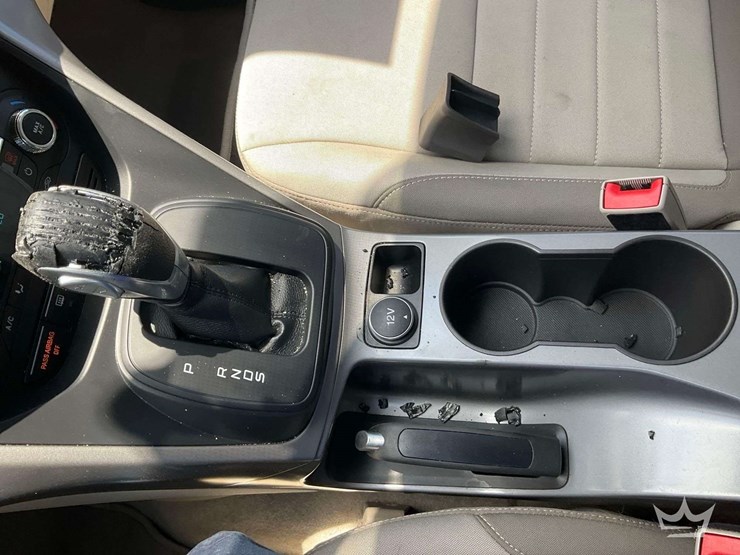 2016-ford-escape-image-17