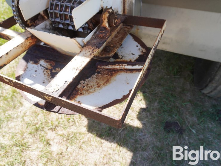 simonsen-smc-2064-fertilizer-spreader-image-19