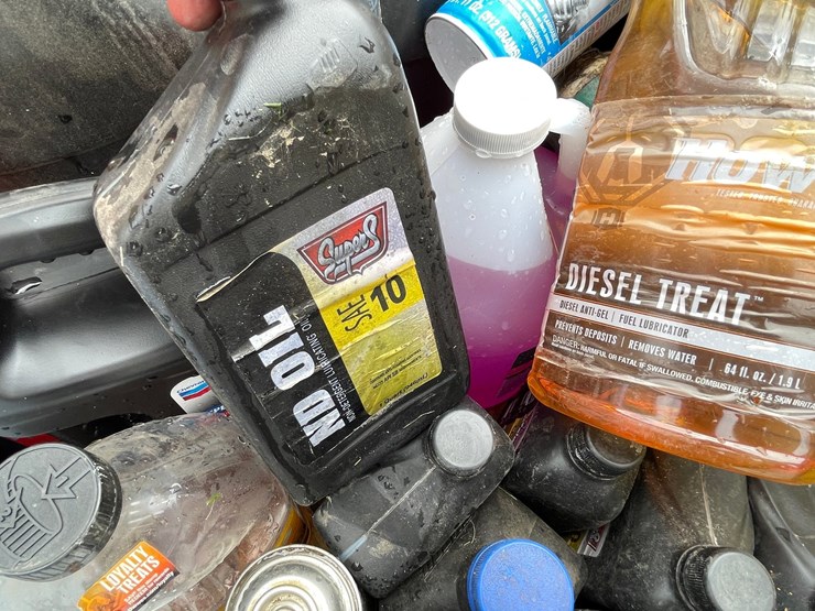 #4921-•-wooden-tote-with-assorted-automotive-fluids-image-16