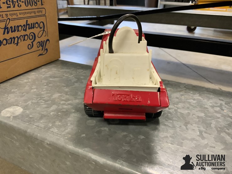 tonka-fire-truck-toy-image-6