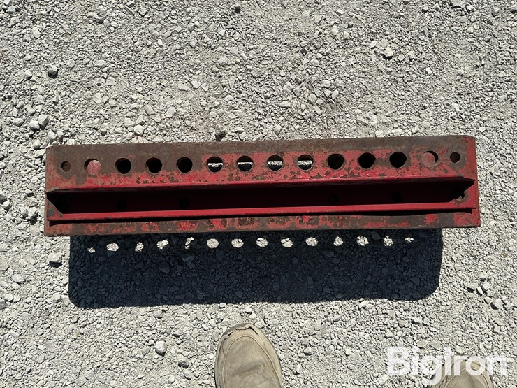 international-harvester-front-weight-bracket-image-10
